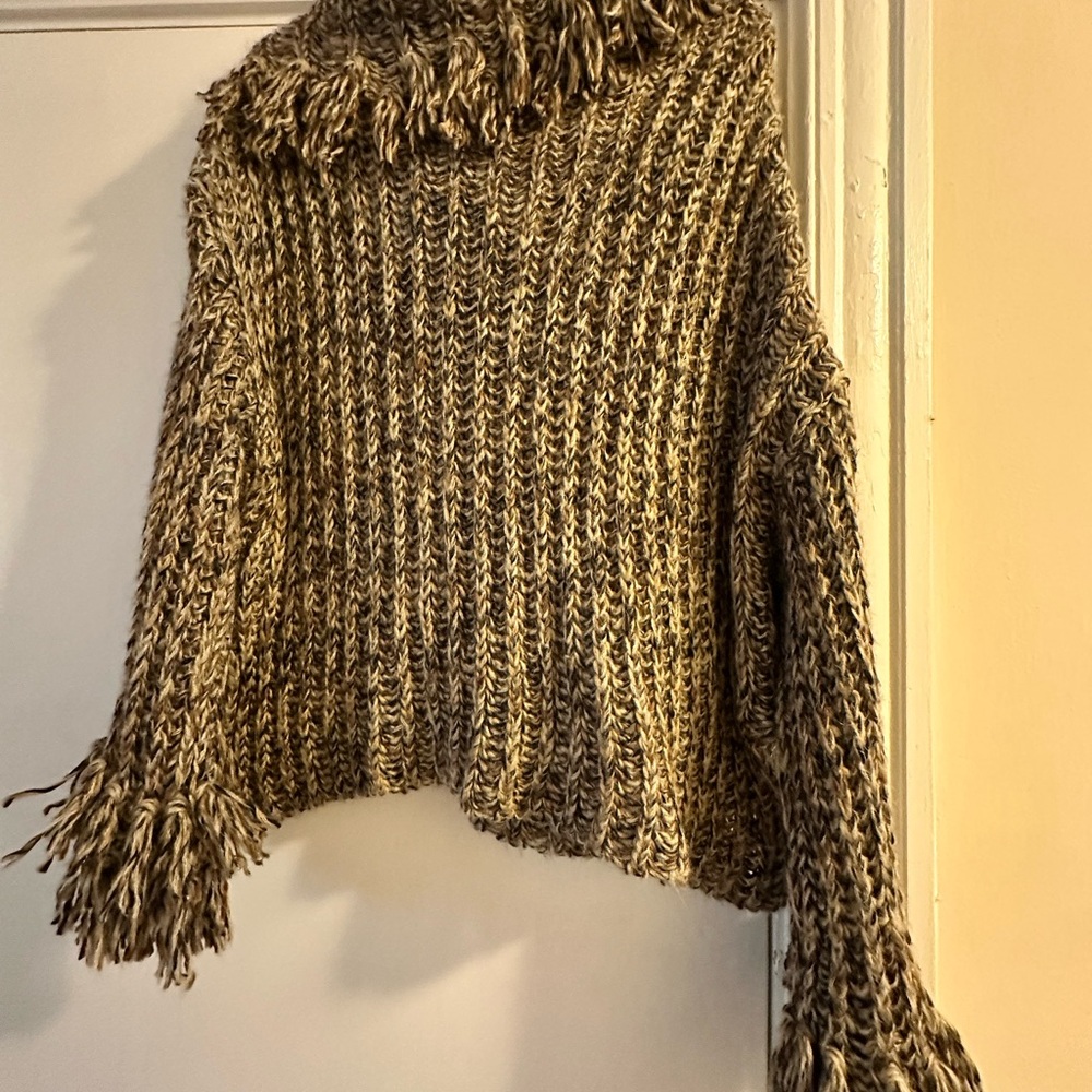 Free People FP One Kinsley Fringe Cowl Neck Sweater . - Picture 3 of 7